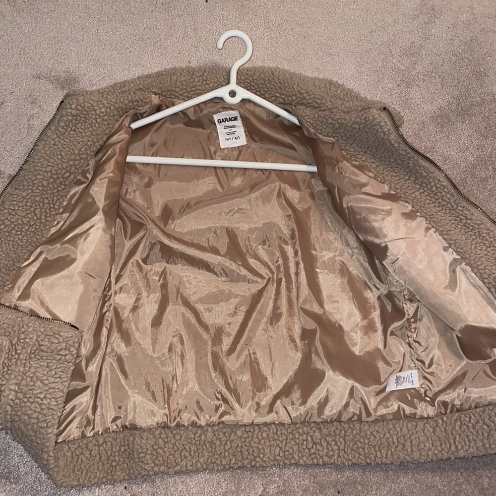 Garage | Teddy Bear Jacket - Picture 3 of 4